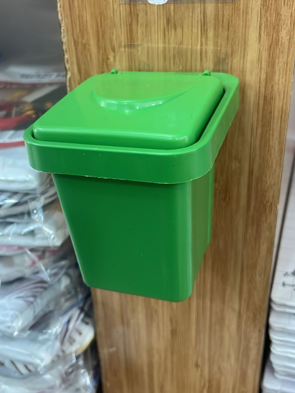 Mucit Home Çocuklara Özel Kalemtıraş Açacak Mini Çöp Kovası