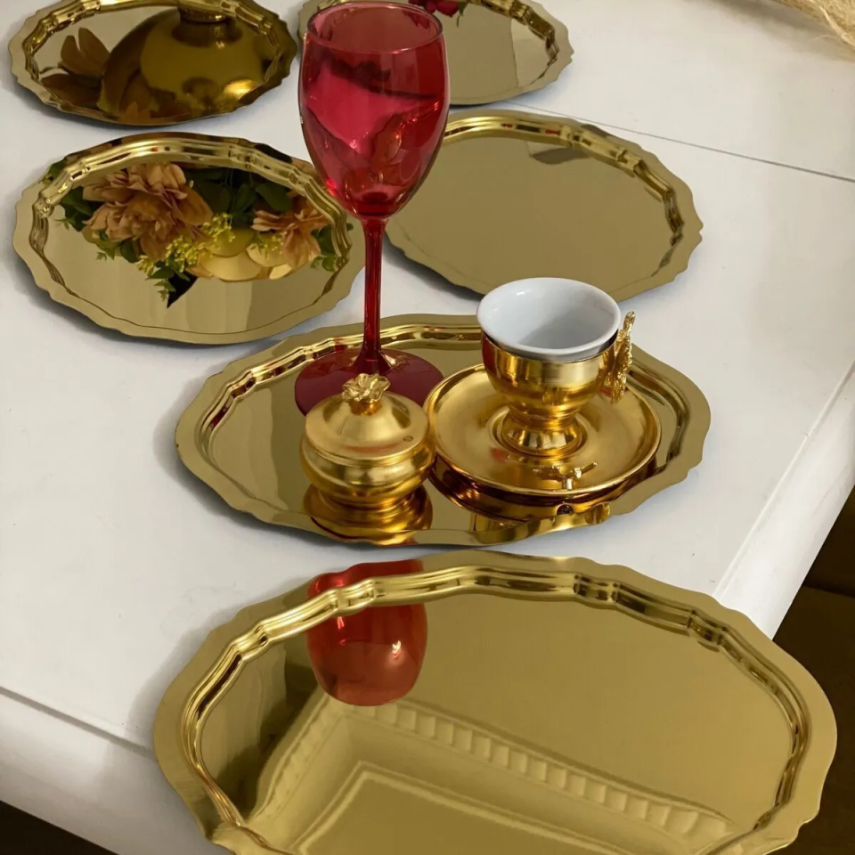 Mucit Home  20*25 CM PARLAK GOLD OVAL MODEL 6 ADET SERVİS VE SUNUM TEPSİSİ