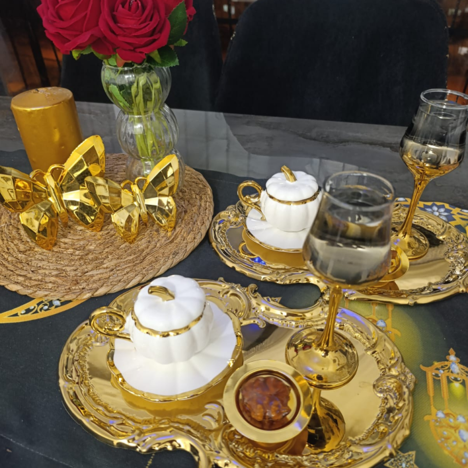 Mucit Home  Bulut Model Tepsi  Paslanmaz Bulut Gold Model Kahve Sunum tepsi  1 Adet PAZ