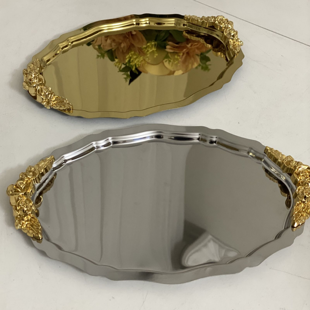 Mucit Home  KÜÇÜK OVAL KULPLU SUNUM TEPSİ GOLD VE GÜMÜŞ CM  2 ADET KOD MCT05 MCT08