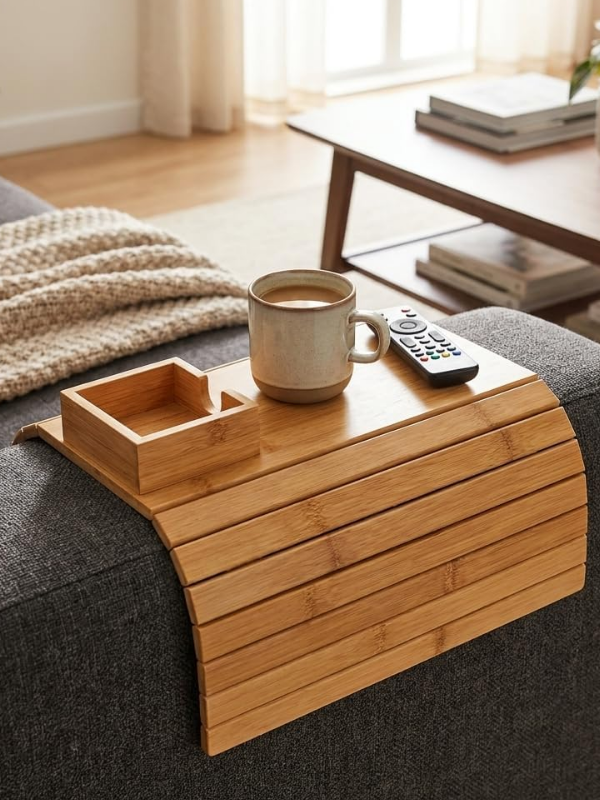 Mucit Home Bambu Koltuk Kenarı Tepsisi ve Organizer Katlanabilir Bölmeli Ahşap Kanepe Yanı Sehpa, Bardaklık ve Kumandalık