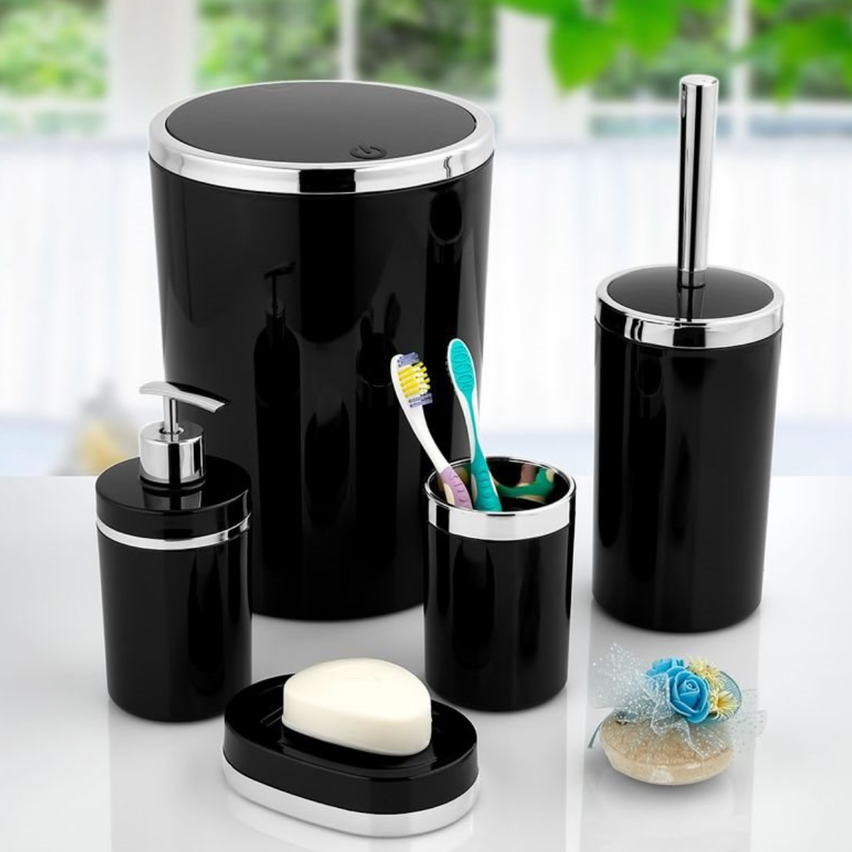 Mucit Home  Akrilik 5 Parça Banyo Seti Yuvarlak Parlak Siyah Gümüş  Soft  Sade