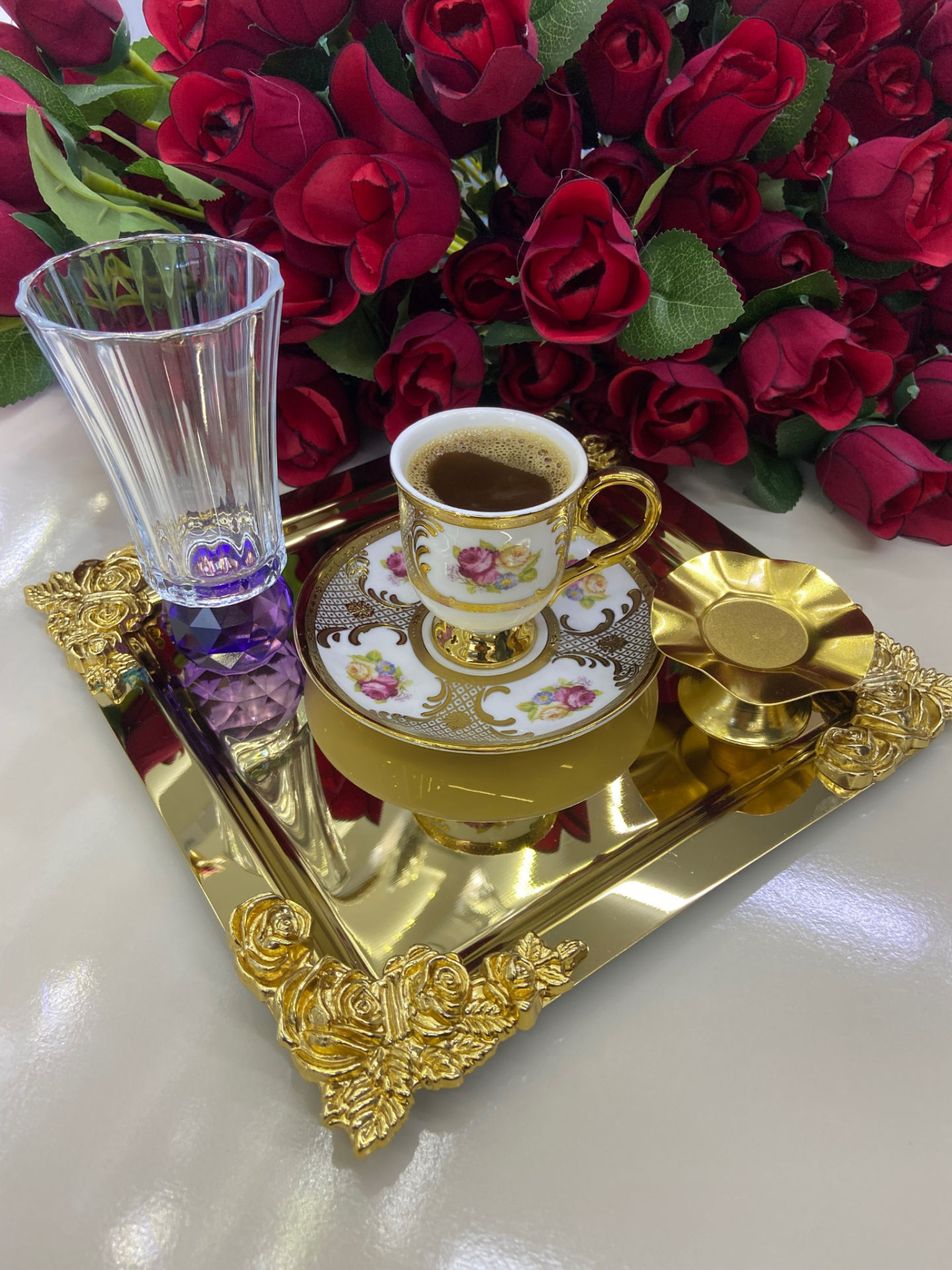 Mucit Home  Gold Altın  Dikdörgen Paslanmaz Çelik Köşeli Kahve Servis Sunum Tepsi 1 adet (21X31