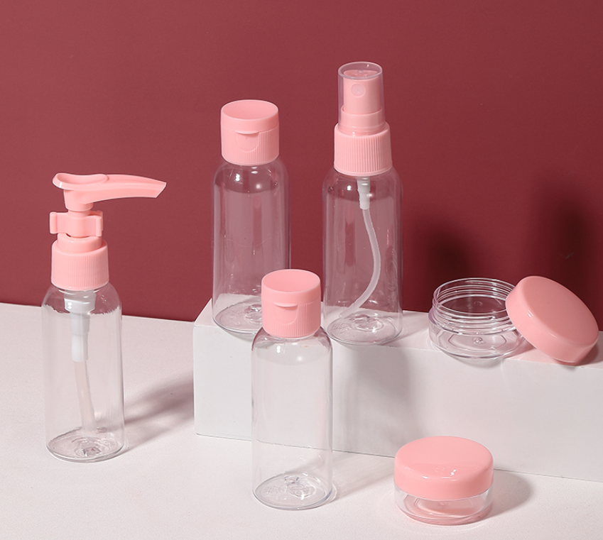 Mucit Home Çantalı Seyahat Seti – Renkli Şeffaf Doldurulabilir Şişe ve Krem Kabı – Uçak ve El Bagajı Uyumlu