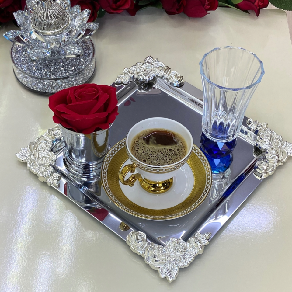 Mucit Home  Kenarları Gül Motifli Kare Gümüş Tepsi