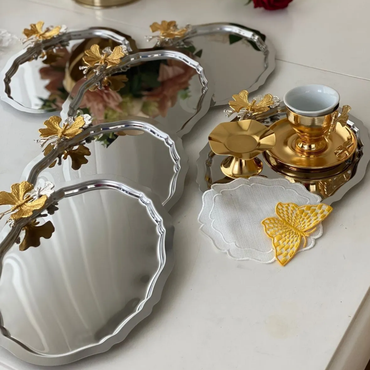 Mucit Home  PASLANMAZ ÇELİK OVAL MODEL 20*25 CM SERVİS VE SUNUM TEPSİSİ KELEBEKLİ 6 ADET